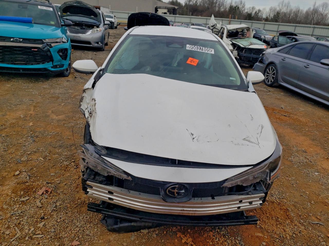 Toyota Corolla Le Image 12