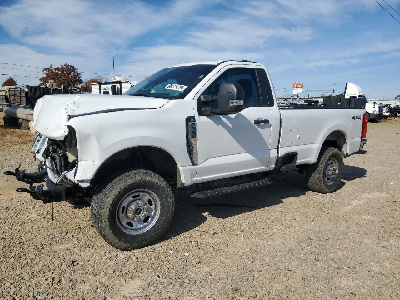 Ford F-350 Super Duty Image 1