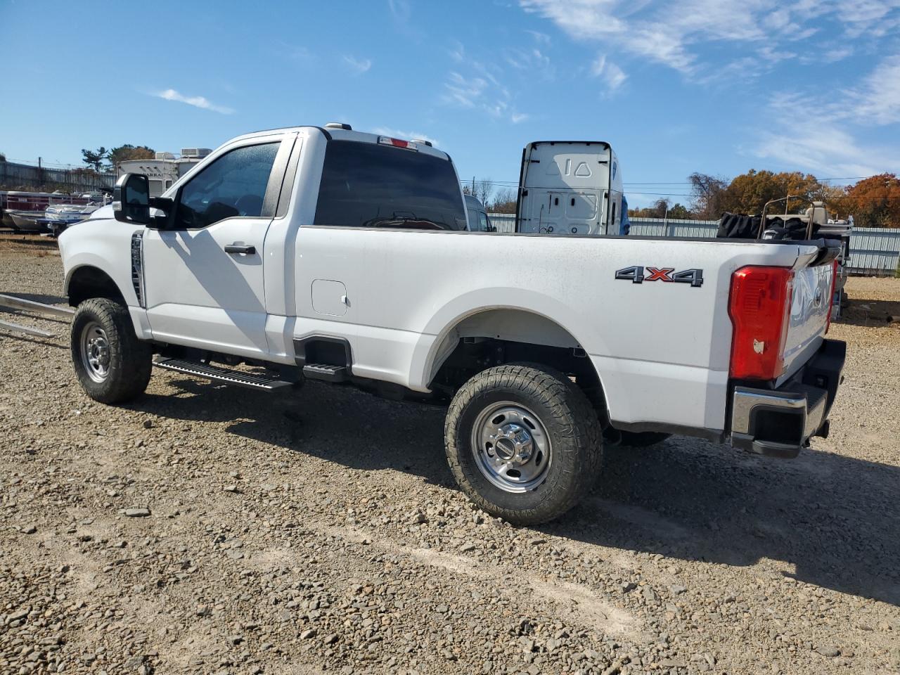Ford F-350 Super Duty Image 11