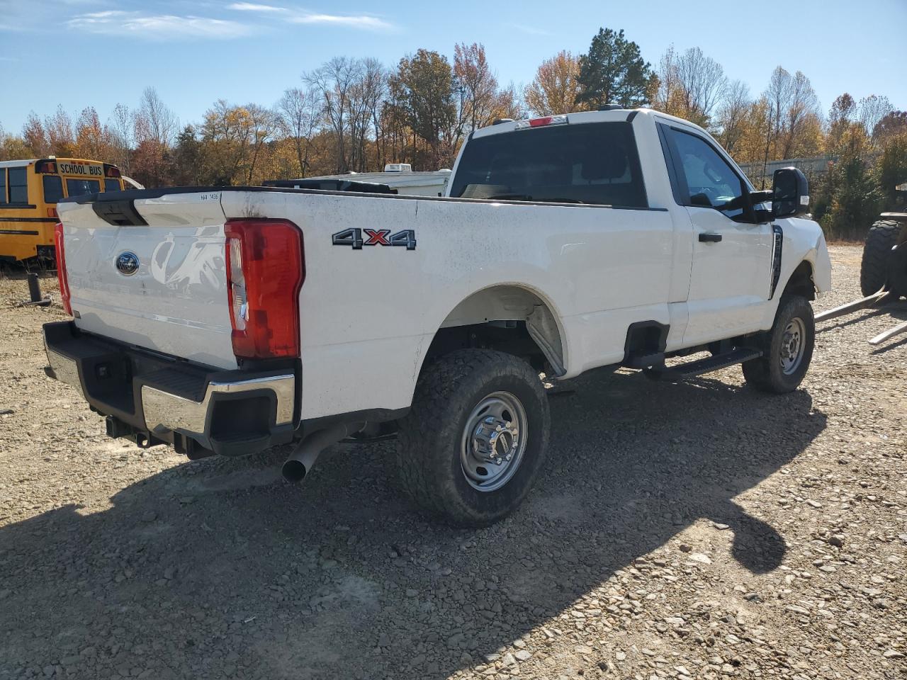 Ford F-350 Super Duty Image 10