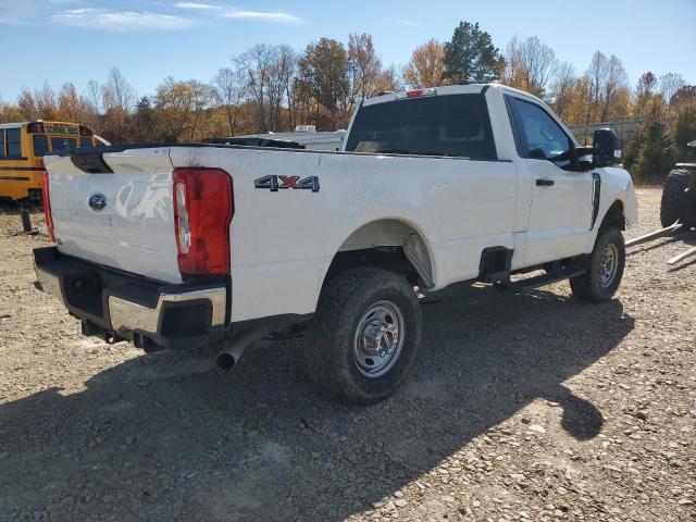 Ford F-350 Super Duty Image 10