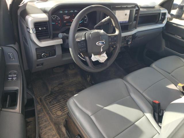 Ford F-350 Super Duty Image 12