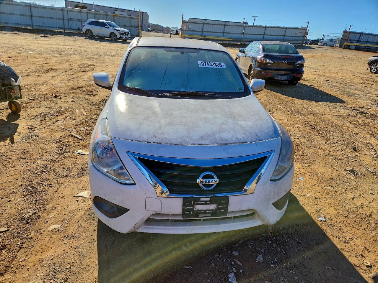 Nissan Versa S Image 6