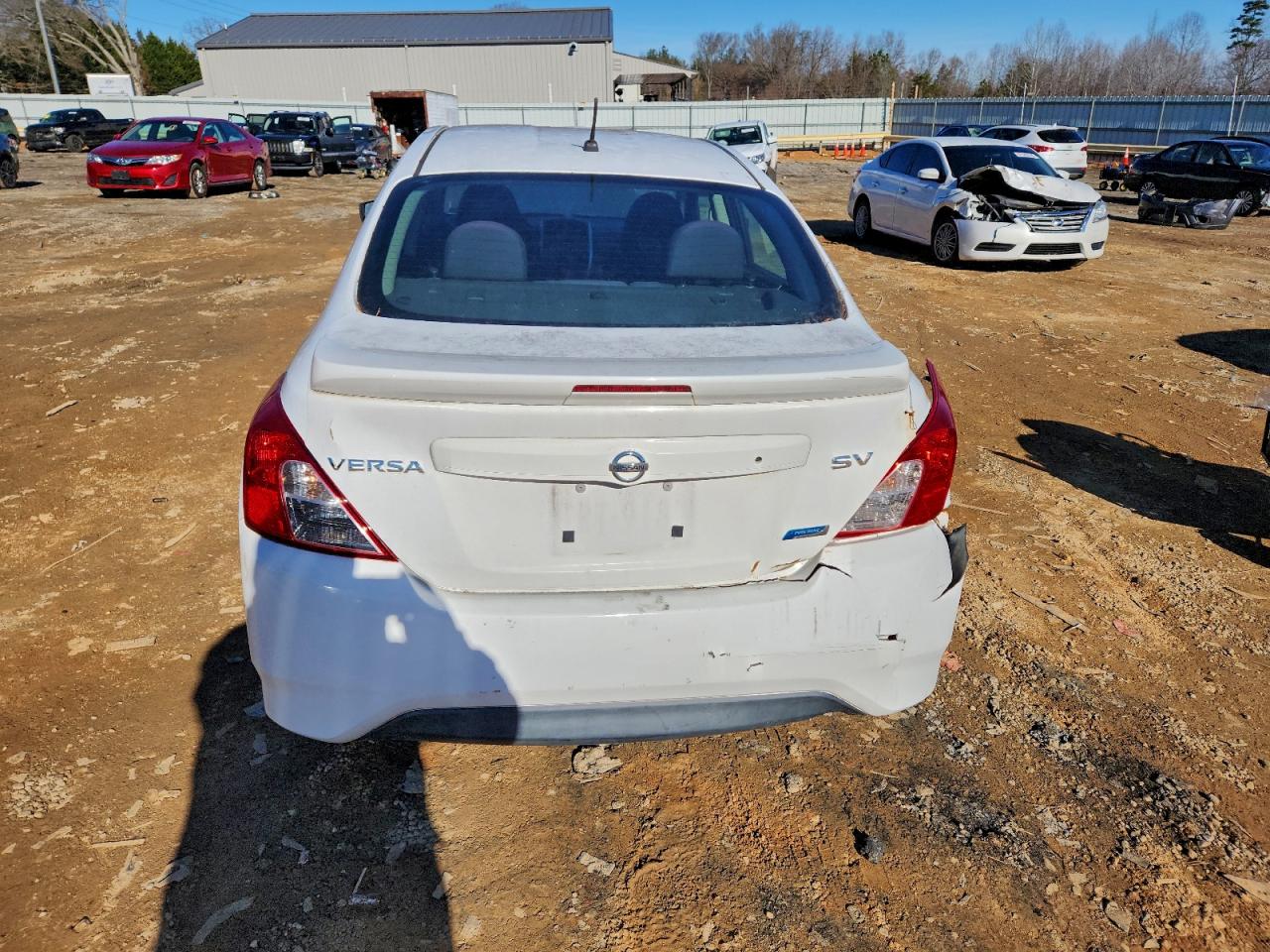 Nissan Versa S Image 8