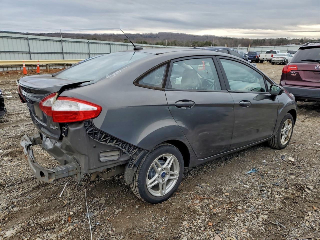 Ford Fiesta Se Image 4