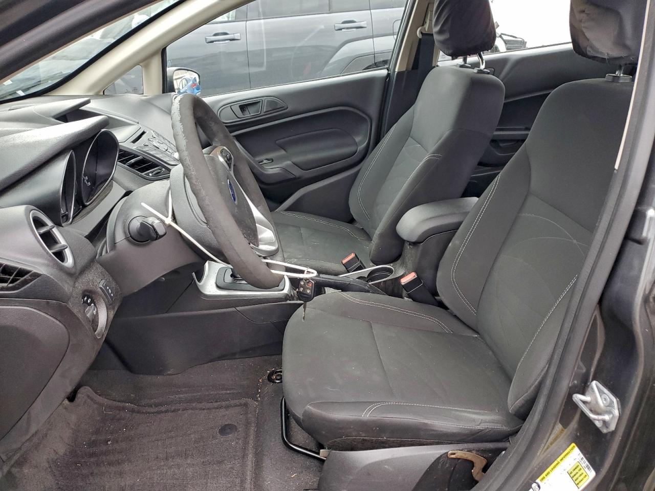 Ford Fiesta Se Image 6