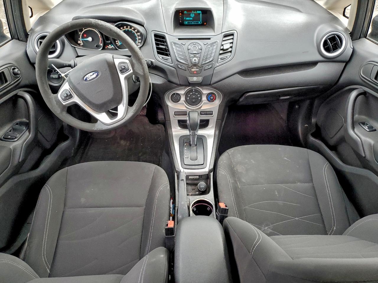 Ford Fiesta Se Image 10