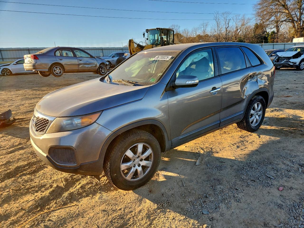 Kia Sorento Base Image 1