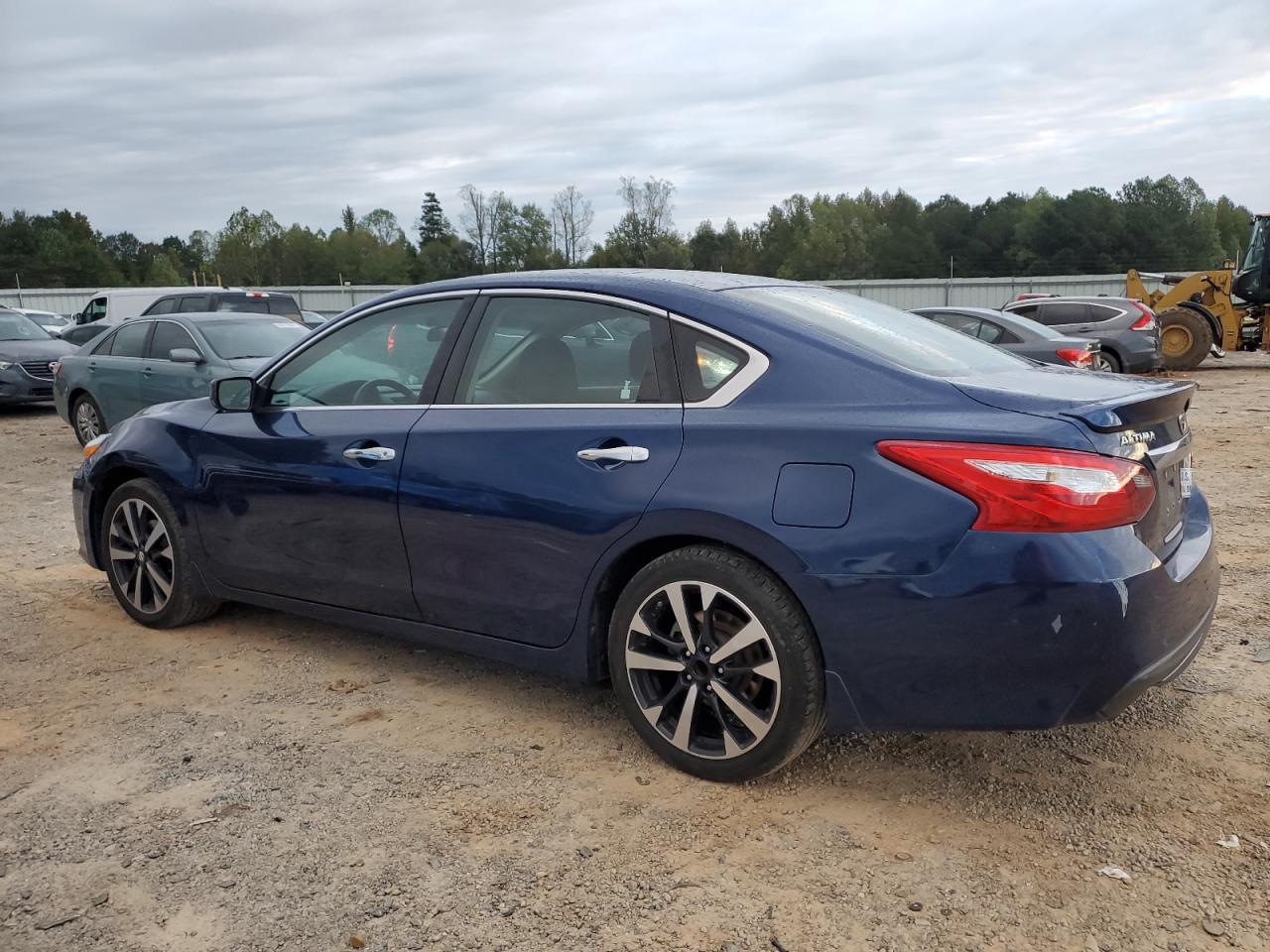 Nissan Altima 2.5 Image 3