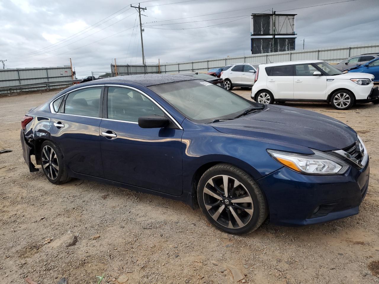 Nissan Altima 2.5 Image 9