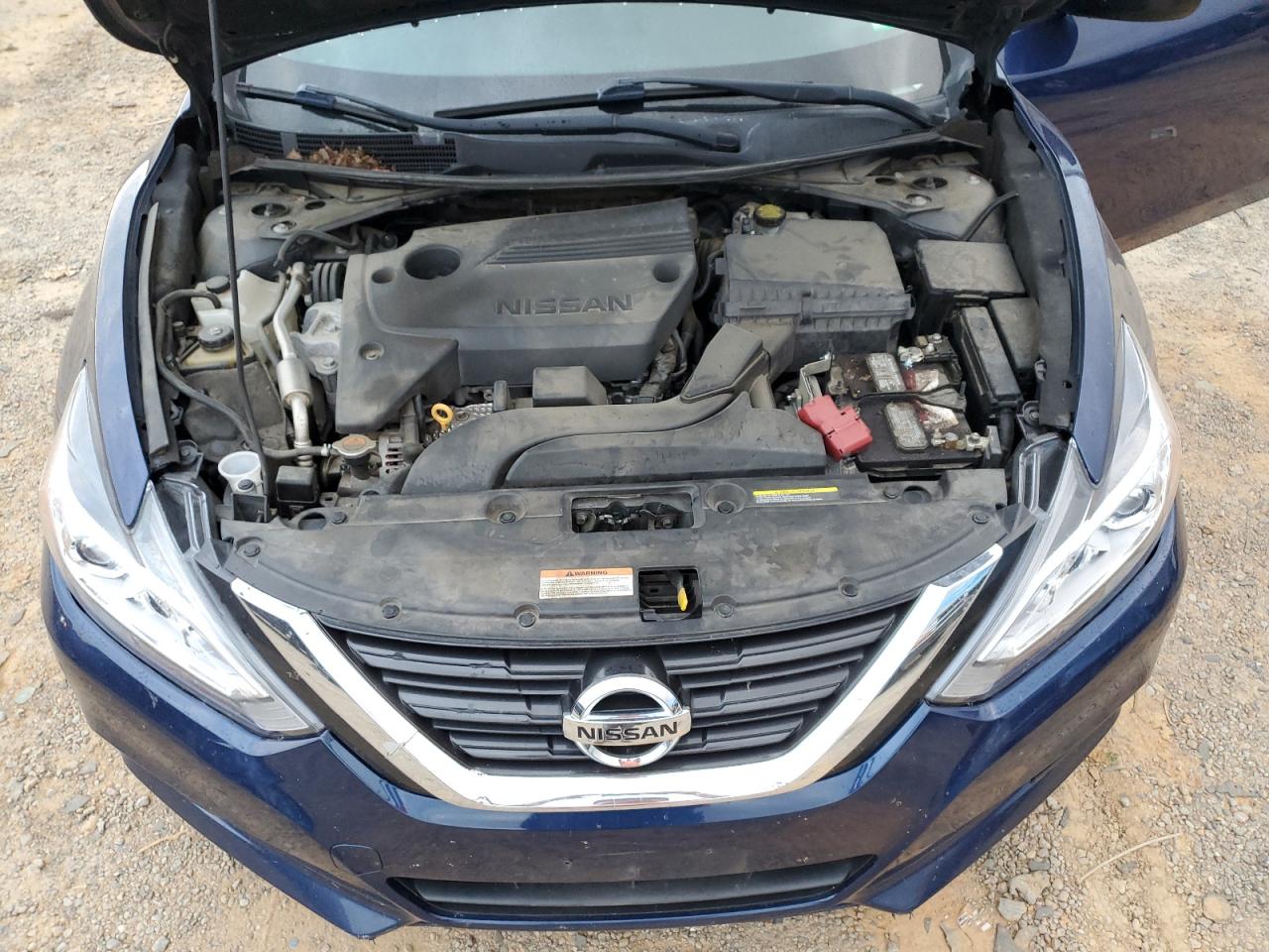 Nissan Altima 2.5 Image 11