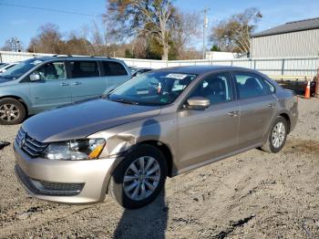  Salvage Volkswagen Passat