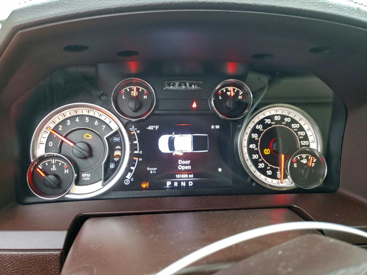 Ram 1500 Laramie Image 6