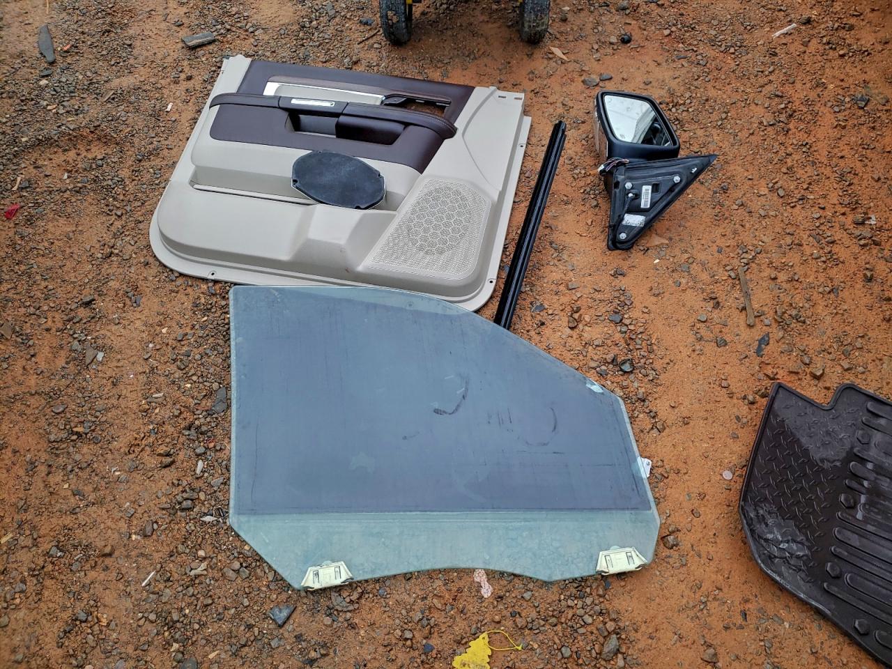 Ram 1500 Laramie Image 13