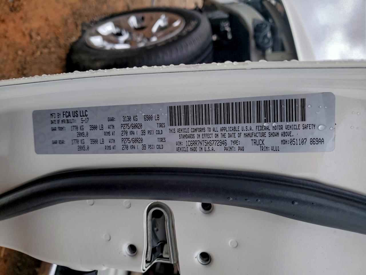 Ram 1500 Laramie Image 11