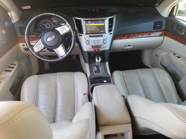 Subaru Outback 2.5i Limited Image 6