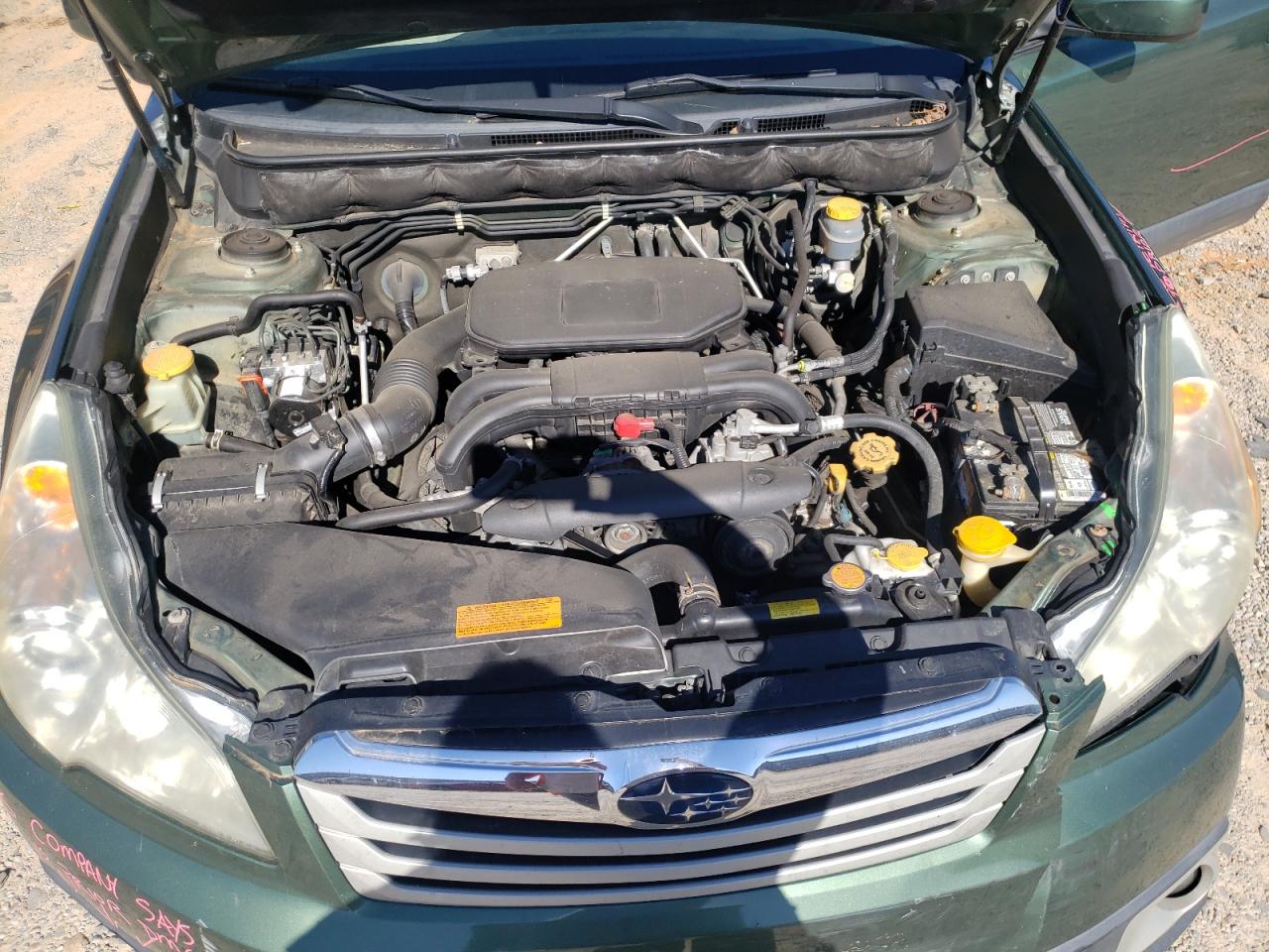 Subaru Outback 2.5i Limited Image 10