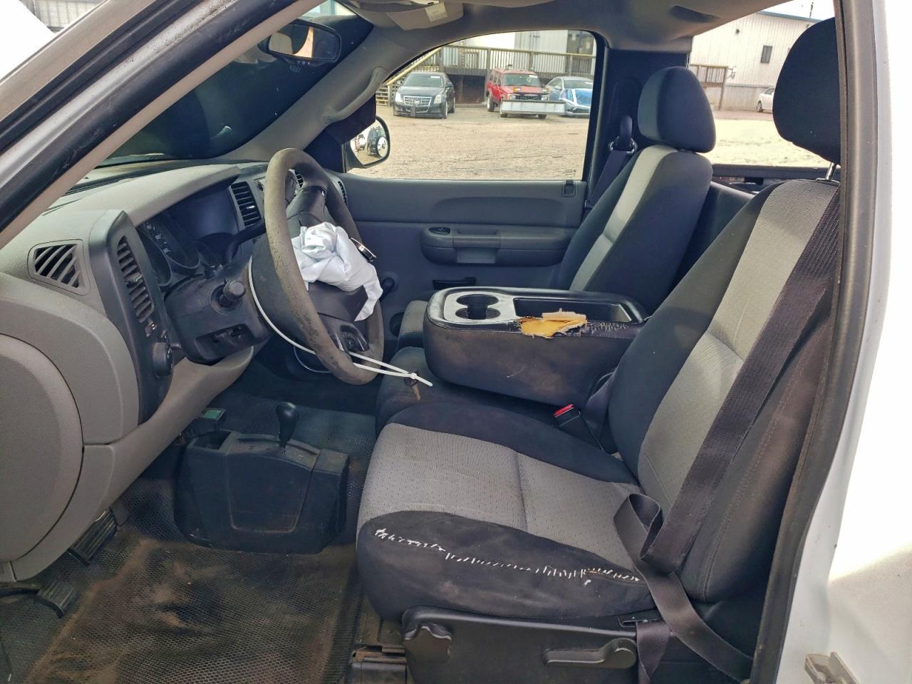 Chevrolet Silverado K1500 Image 10