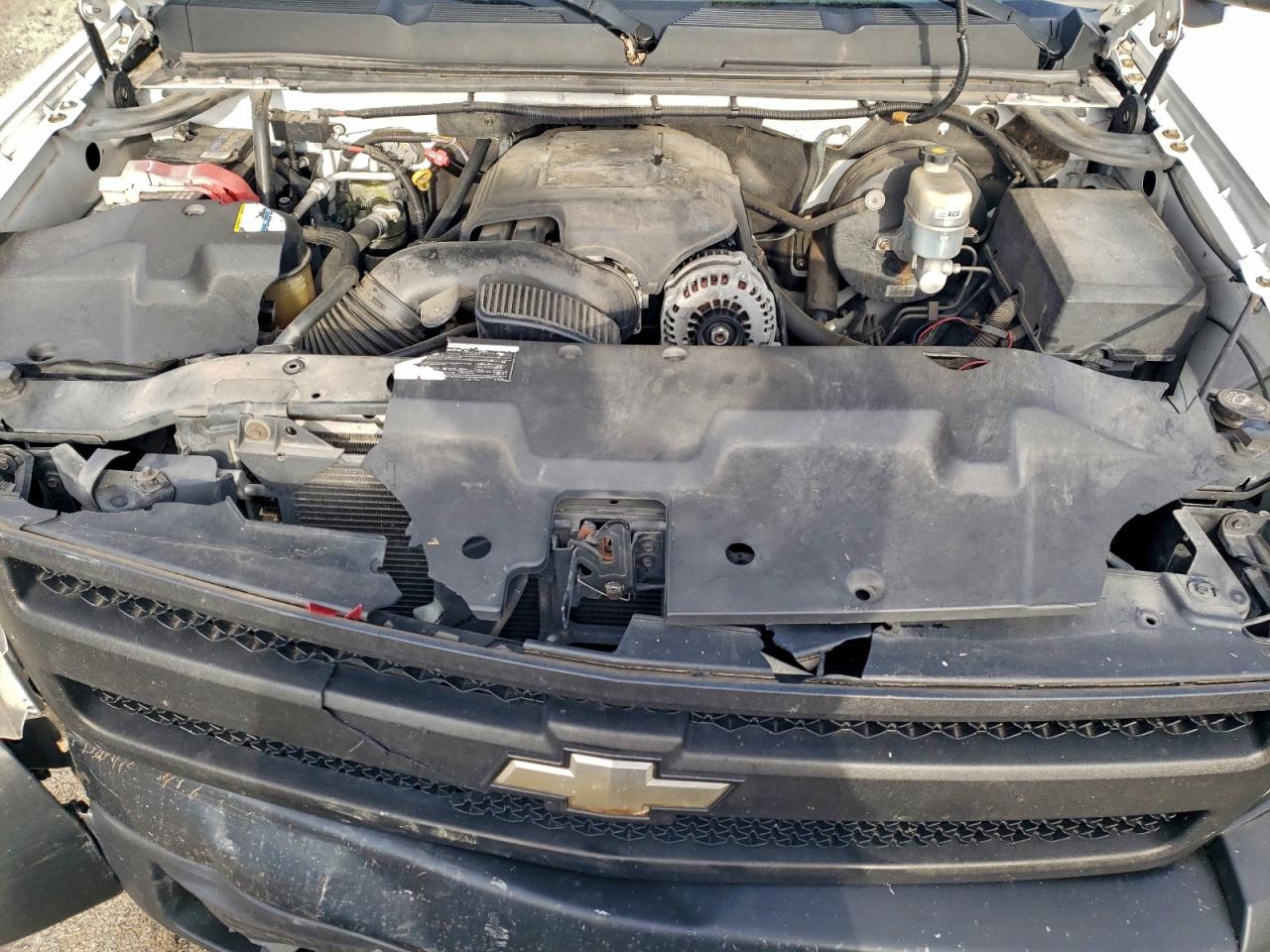 Chevrolet Silverado K1500 Image 7