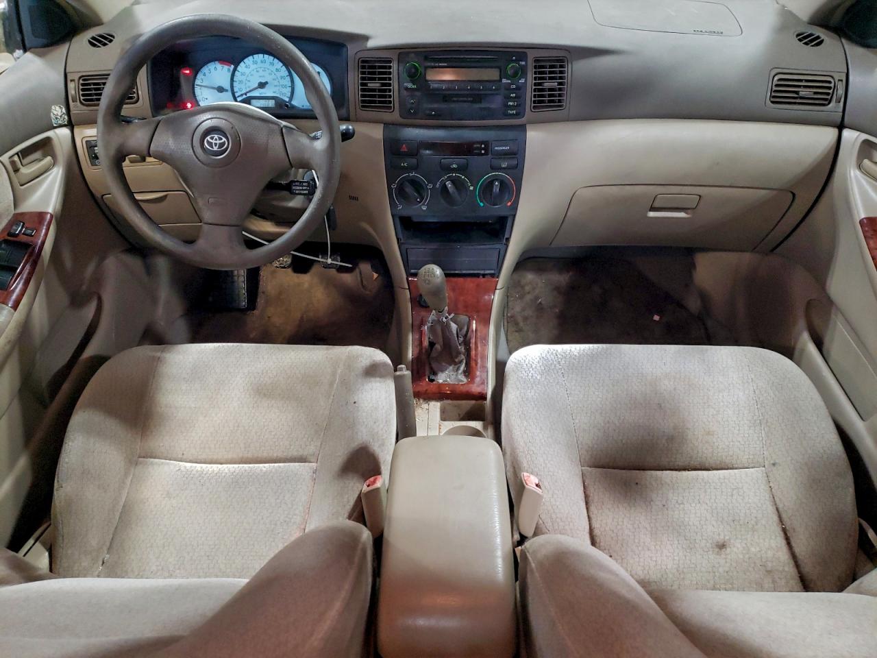 Toyota Corolla Ce Image 3