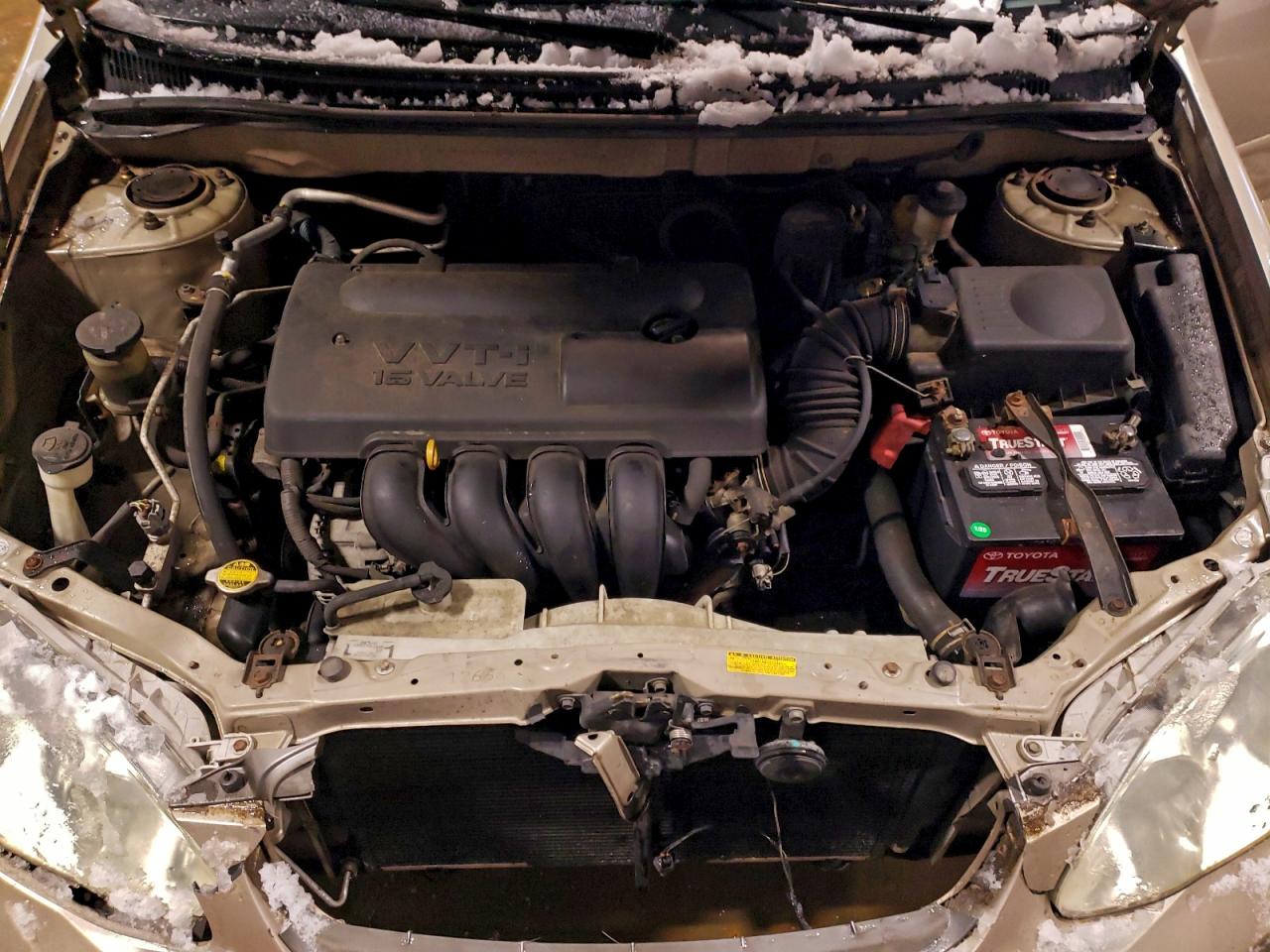 Toyota Corolla Ce Image 4