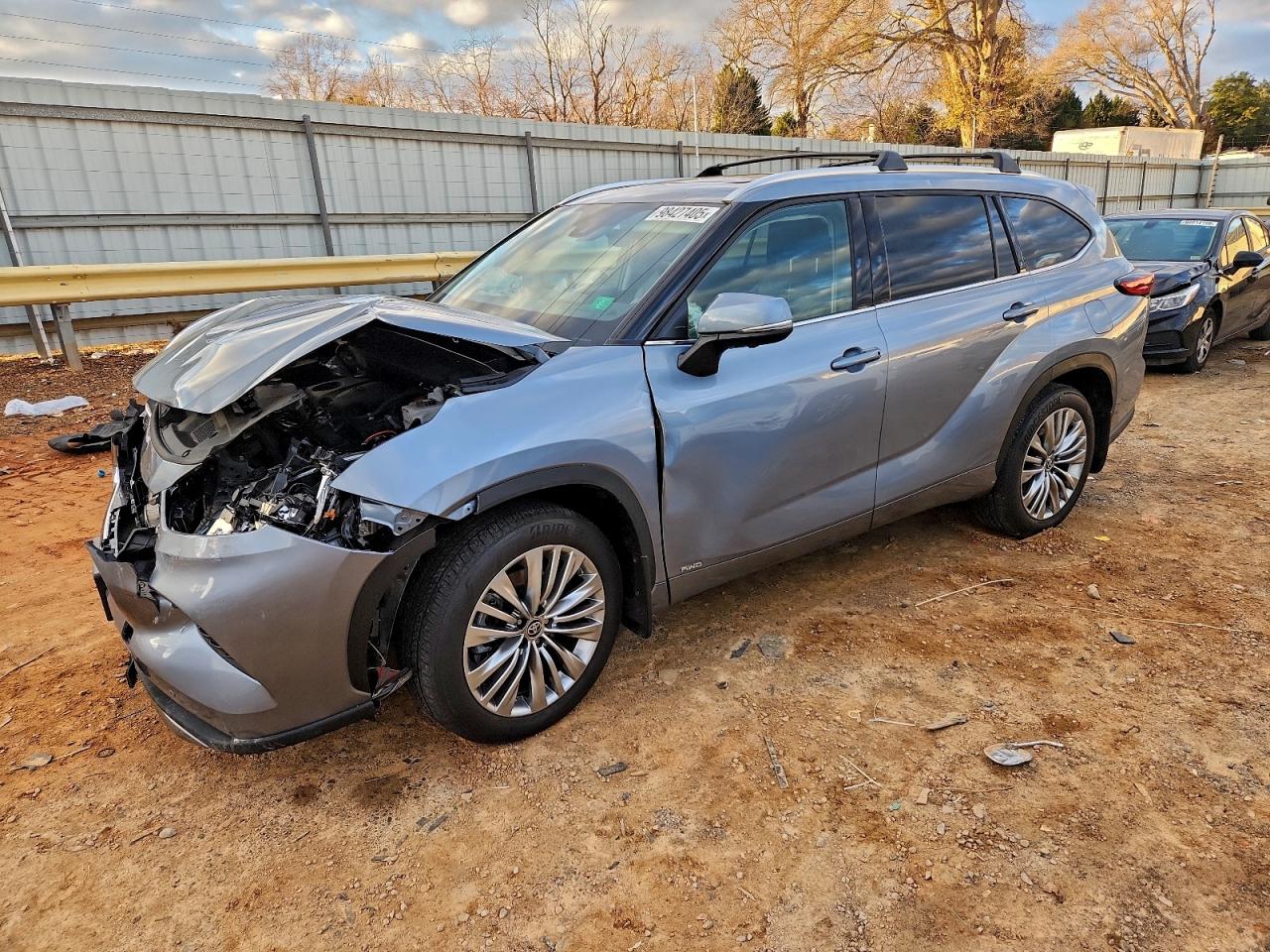 Toyota Highlander Hybrid Limited Image 1