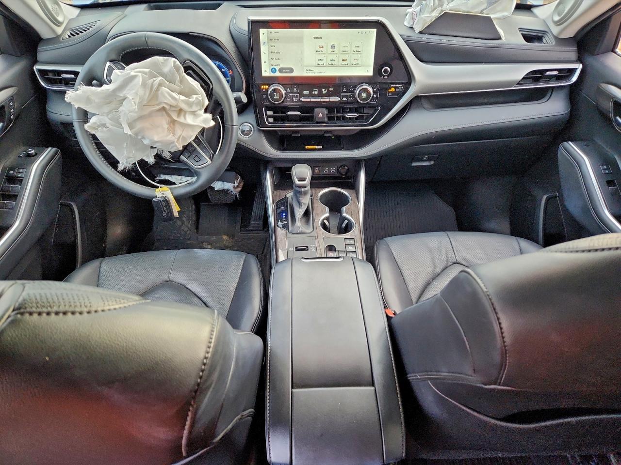 Toyota Highlander Hybrid Limited Image 7