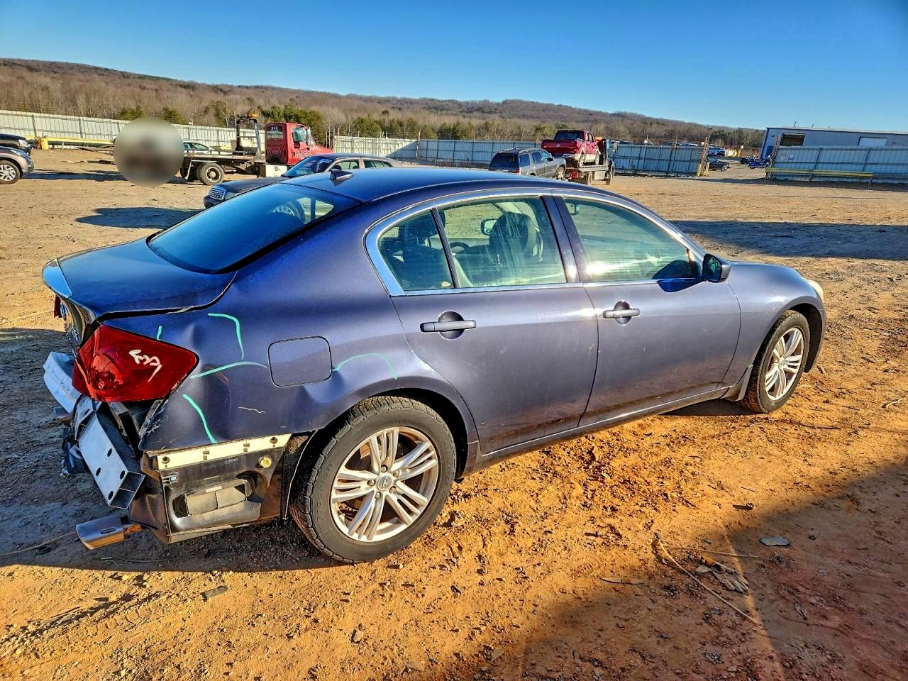 INFINITI G25 Image 9
