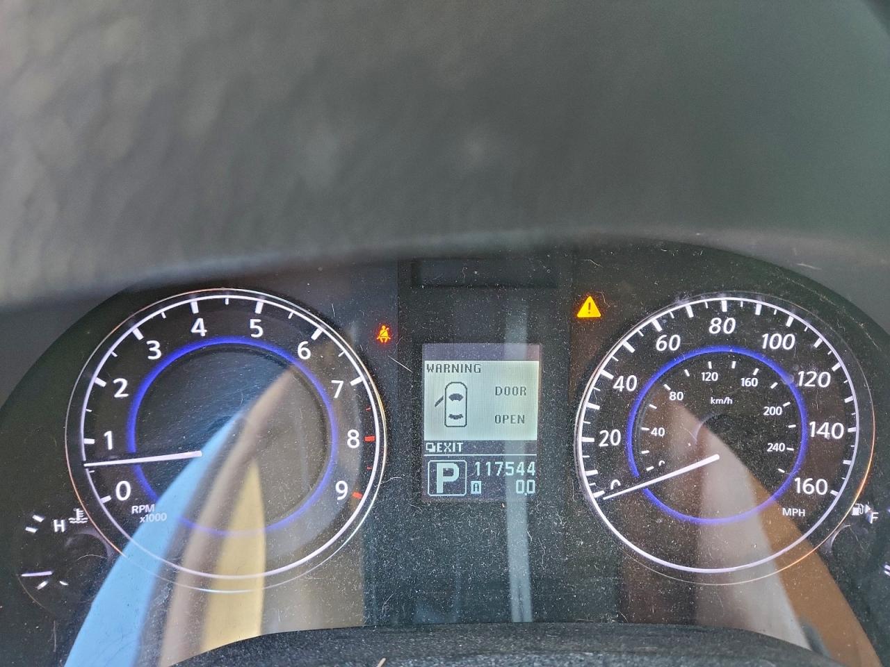 INFINITI G25 Image 7