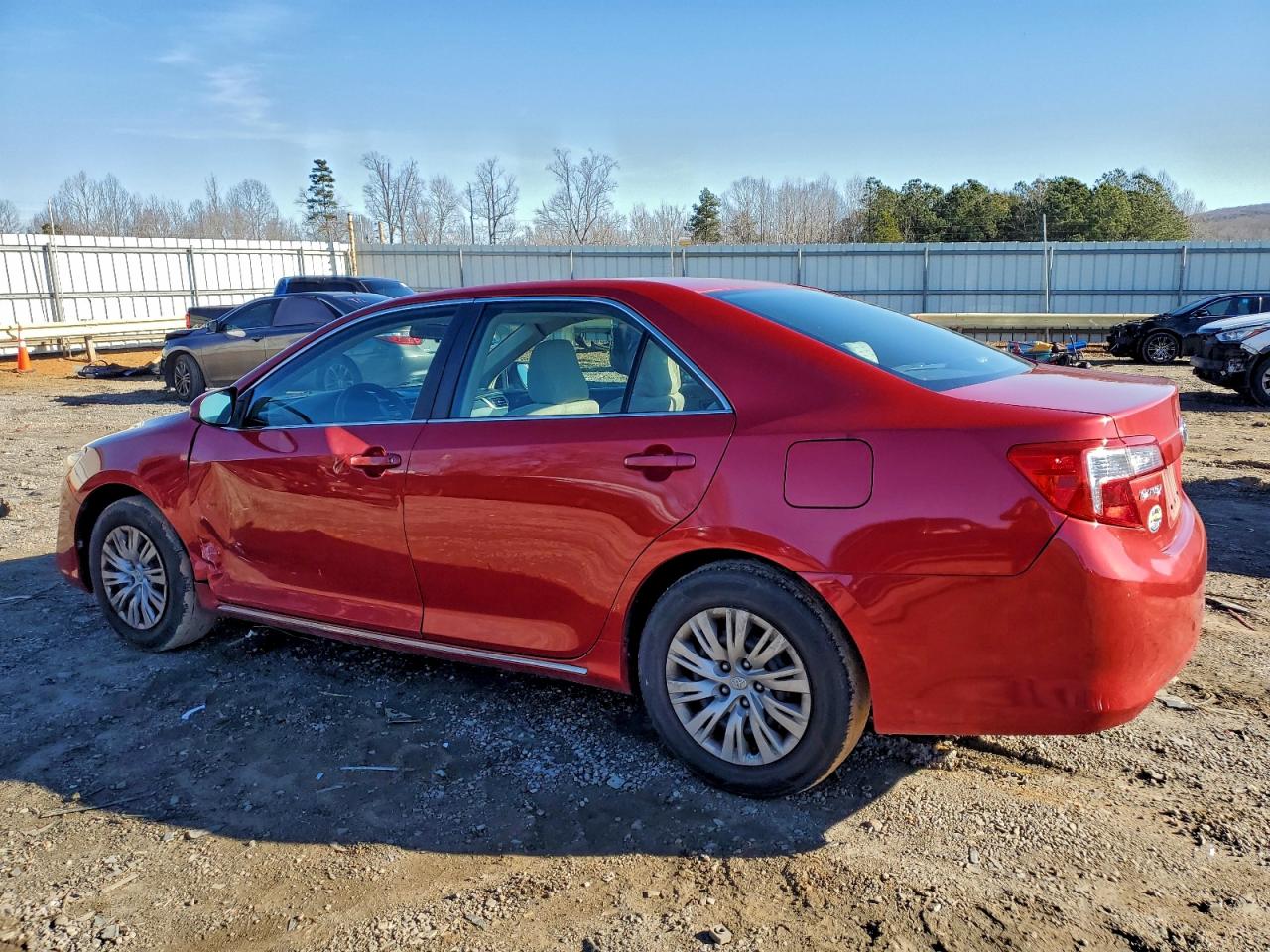 Toyota Camry Base Image 3