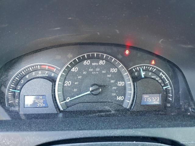 Toyota Camry Base Image 7