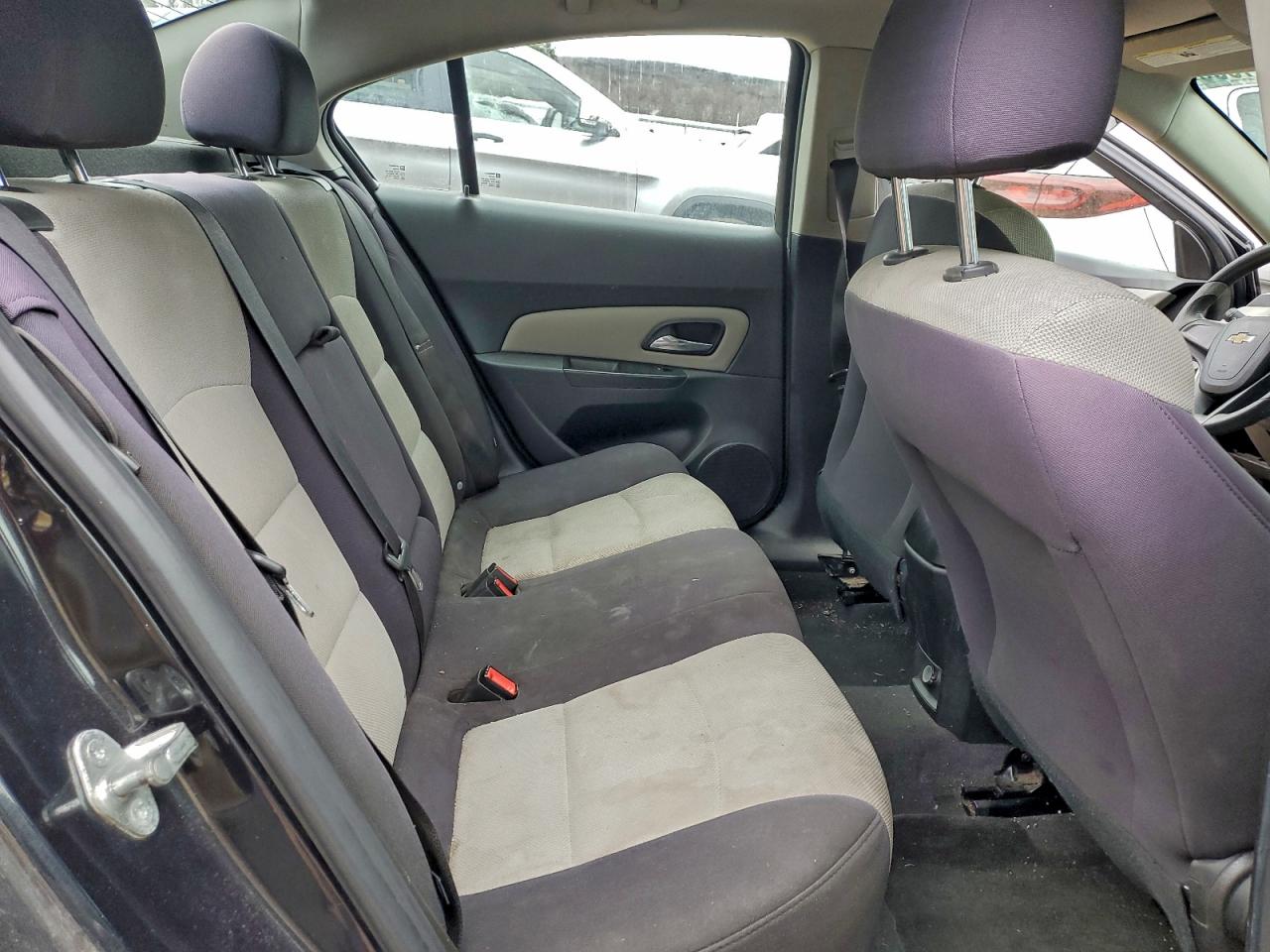 Chevrolet Cruze Ls Image 5