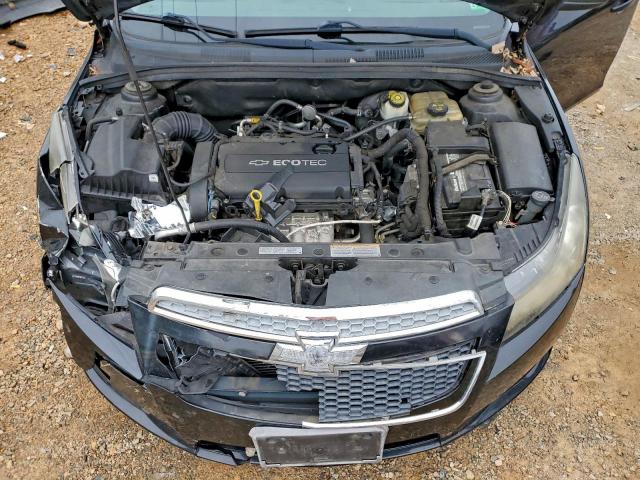 Chevrolet Cruze Ls Image 12