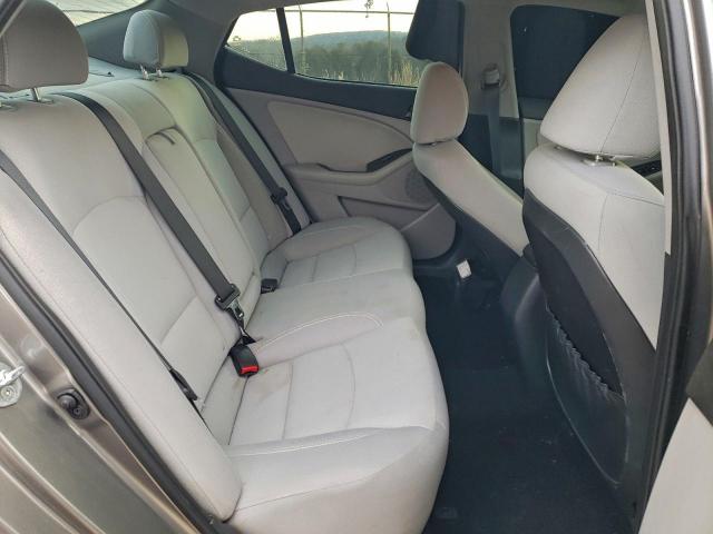 Kia Optima Lx Image 2