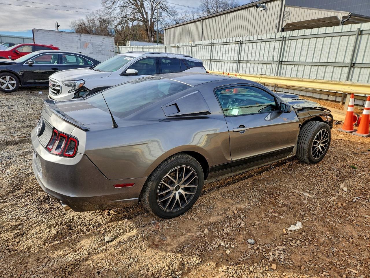 Ford Mustang Image 3