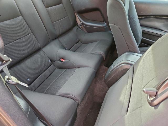 Ford Mustang Image 9