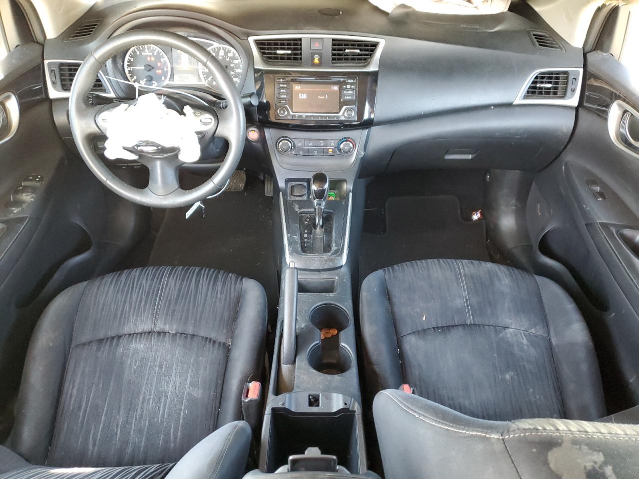 Nissan Sentra S Image 12