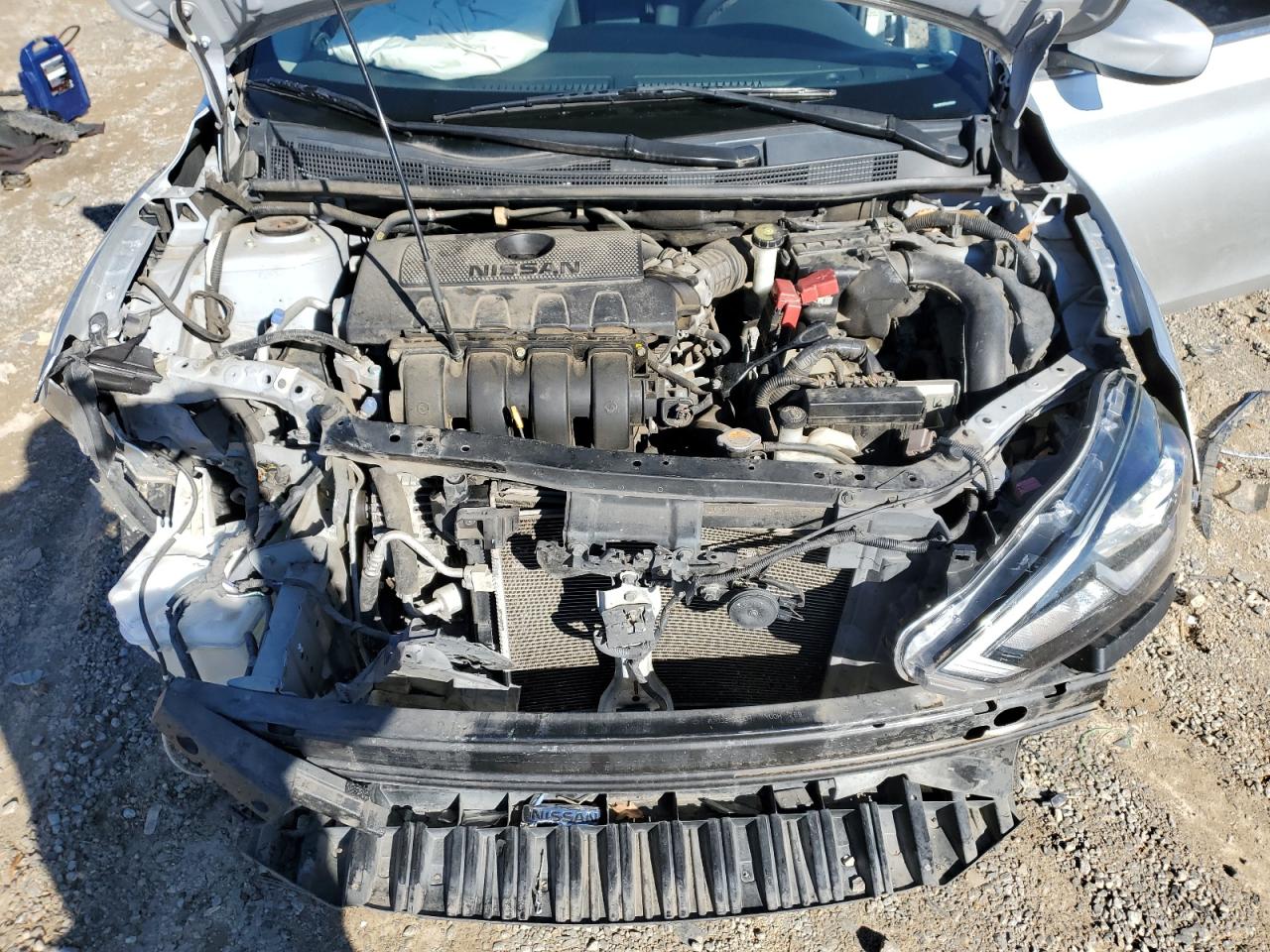 Nissan Sentra S Image 10