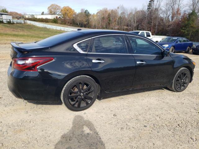 Nissan Altima 2.5 Image 9