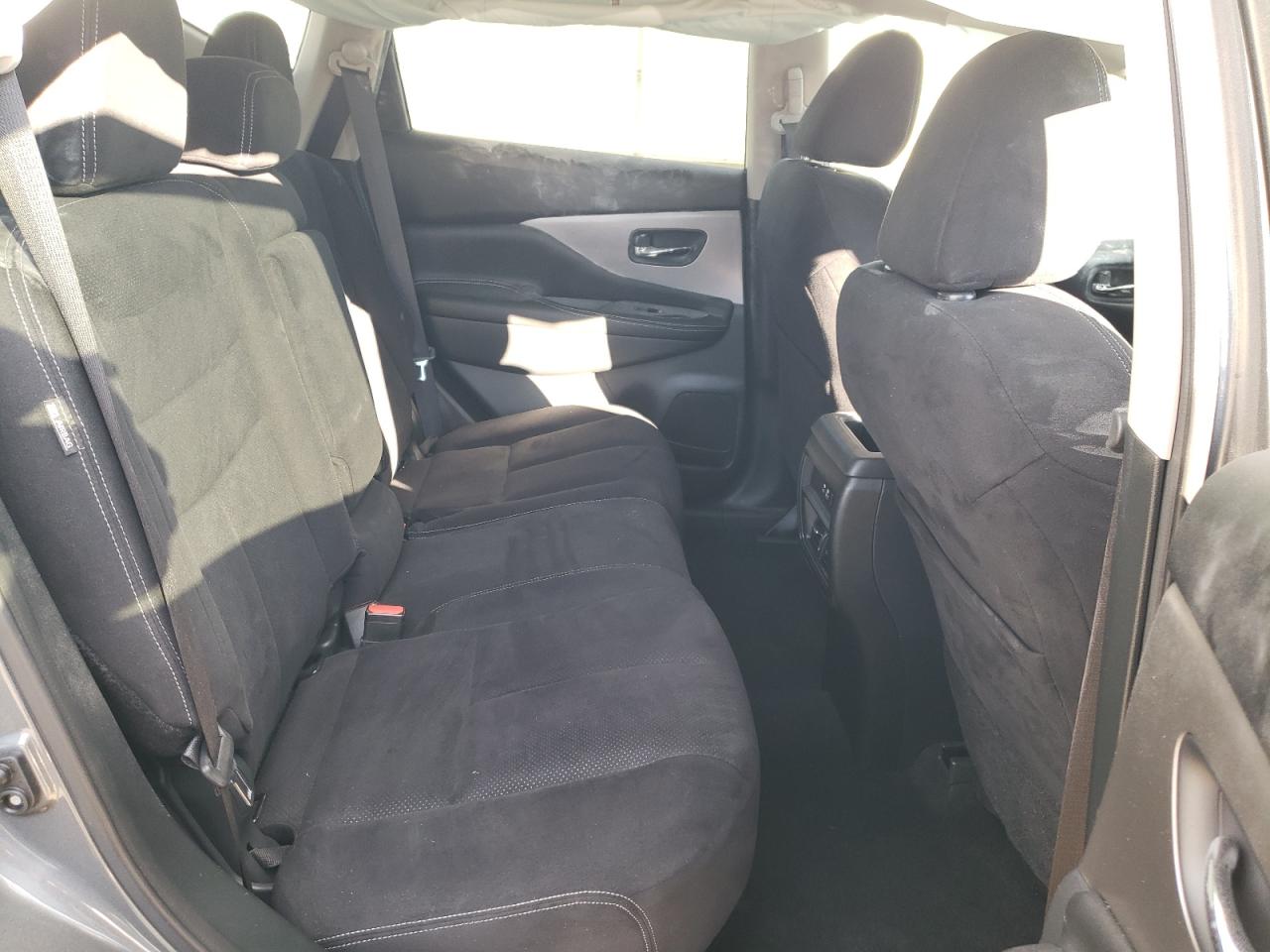 Nissan Murano S Image 12