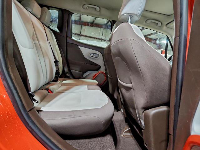 Jeep Renegade Latitude Image 7