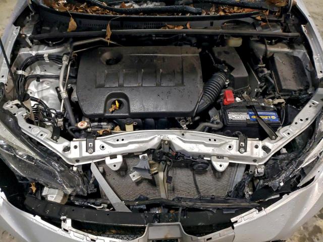 Toyota Corolla L Image 11