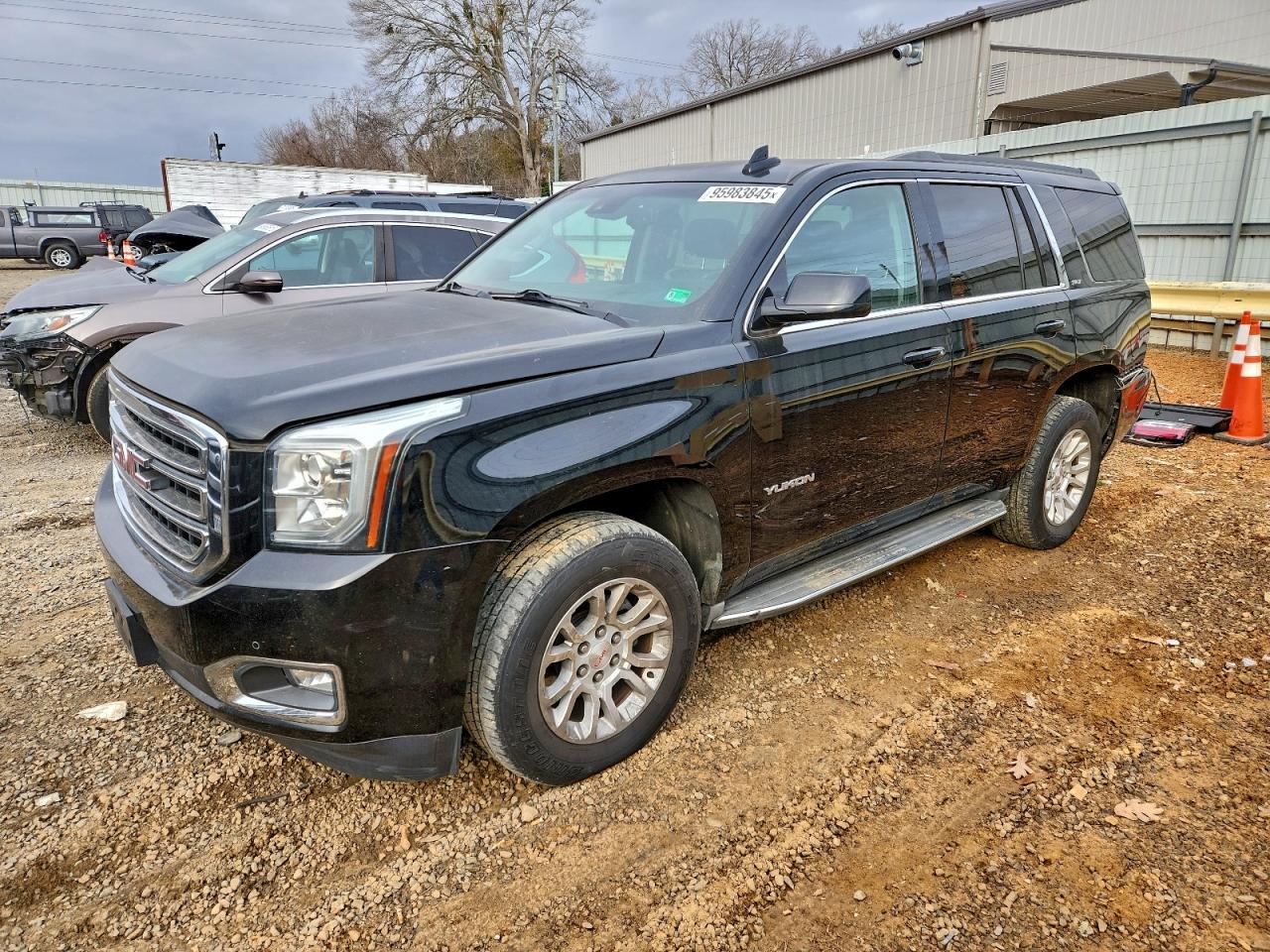 GMC Yukon Slt Image 1