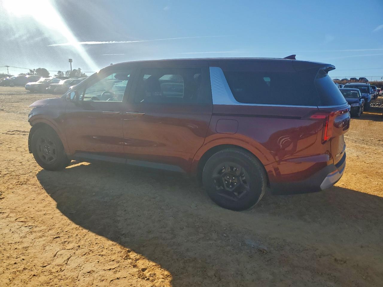 Kia Carnival Lx Image 3