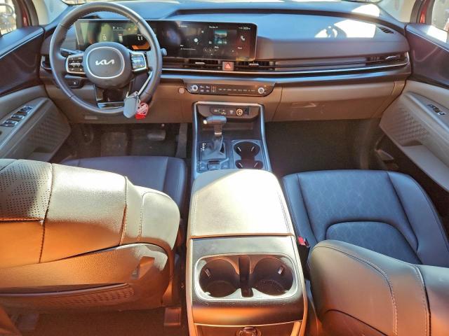 Kia Carnival Lx Image 11