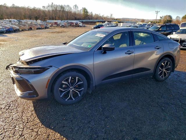  Salvage Toyota Crown Xle