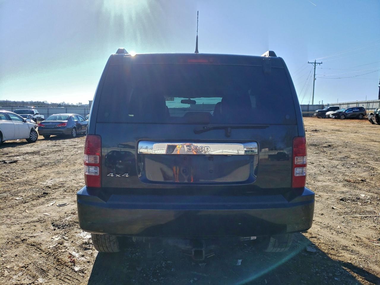 Jeep Liberty Sport Image 6