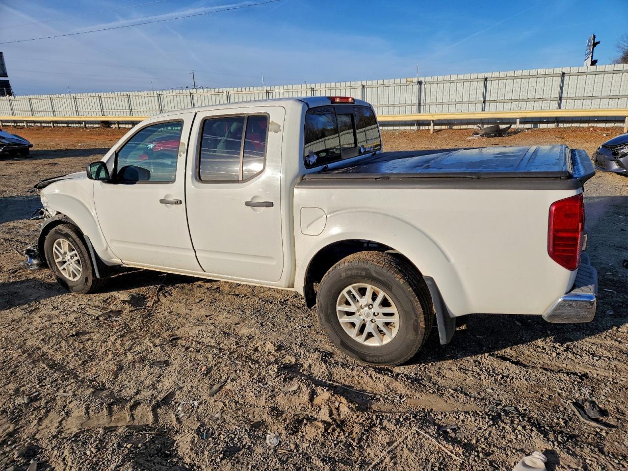 Nissan Frontier S Image 11