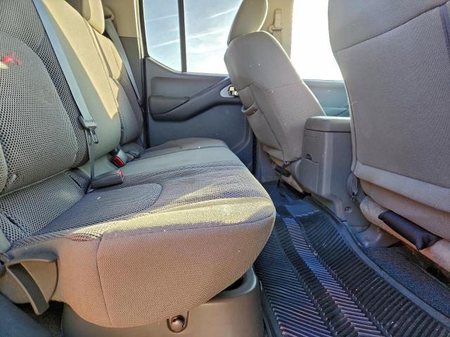 Nissan Frontier S Image 6