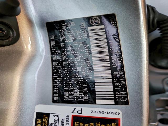 Toyota Camry Le Image 11